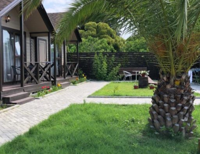 Коттеджный комплекс «Шезлонг» Гудаута