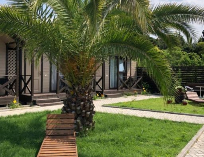 Коттеджный комплекс «Шезлонг» Гудаута